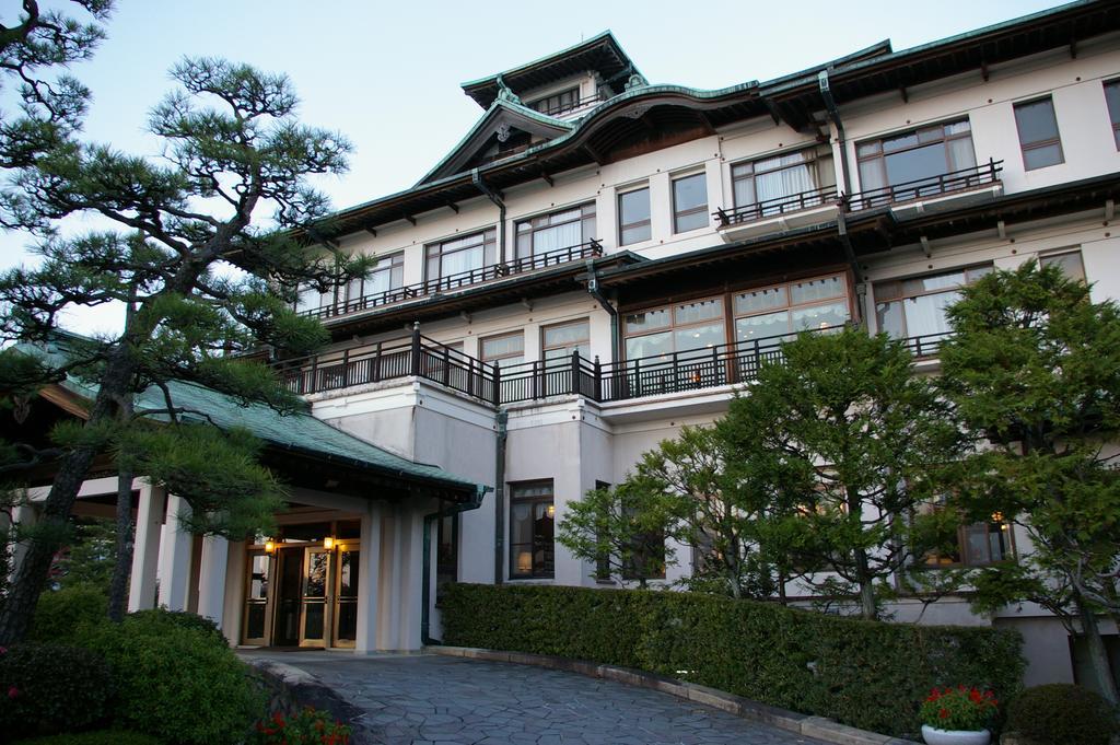 Gamagori Classic Hotel Стая снимка